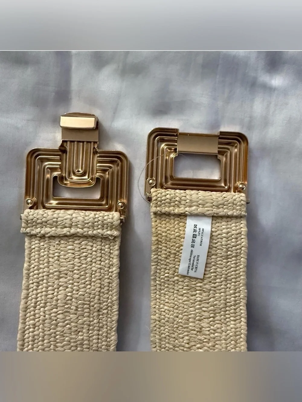 Beige paper stretchy waistband belt with gold tone buckle